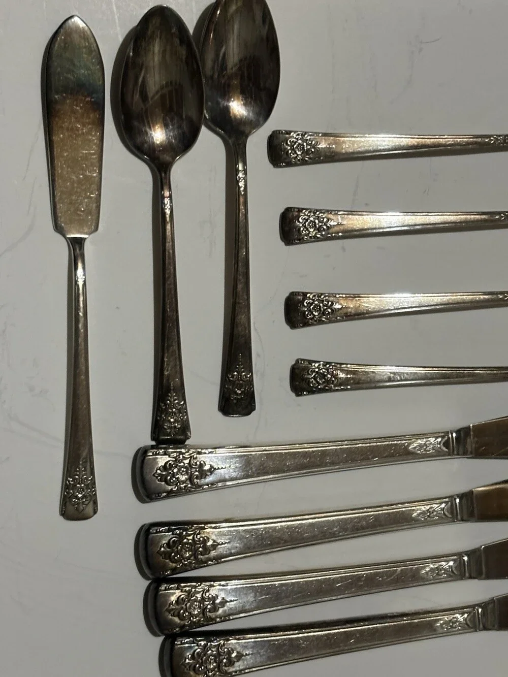 Vintage Rogers Deluxe Silver Plate 22 Serving Pieces Free Shipping